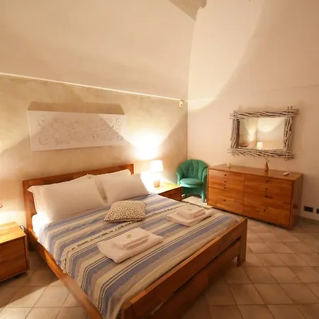 别墅 Petra Chiara 洛科罗通多